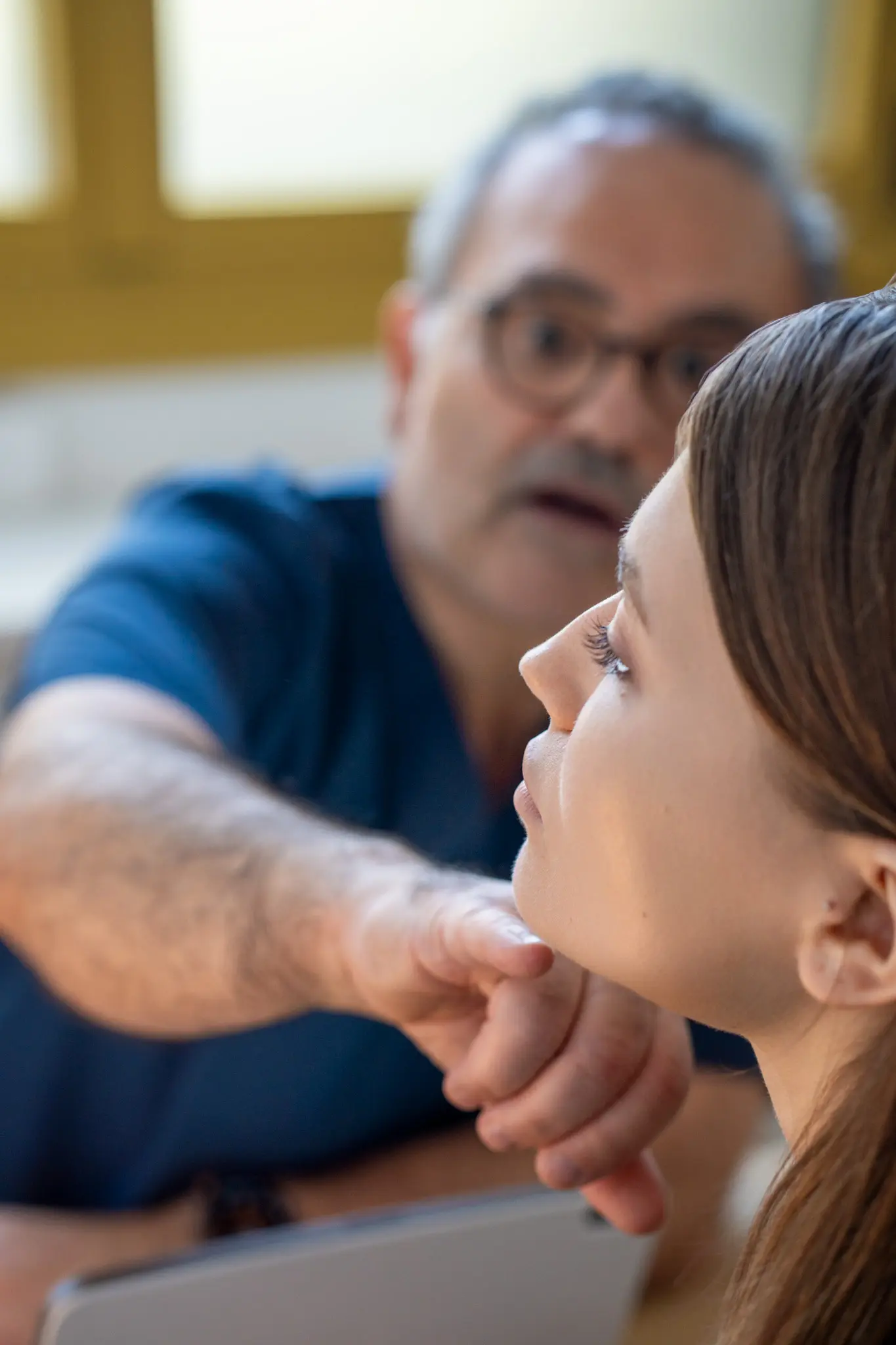 Consultation de médecine esthétique chez Estheticare Medical